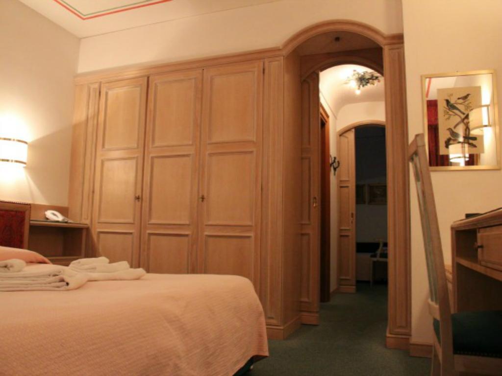 Hotel Capannina Cortina d'Ampezzo Kamer foto