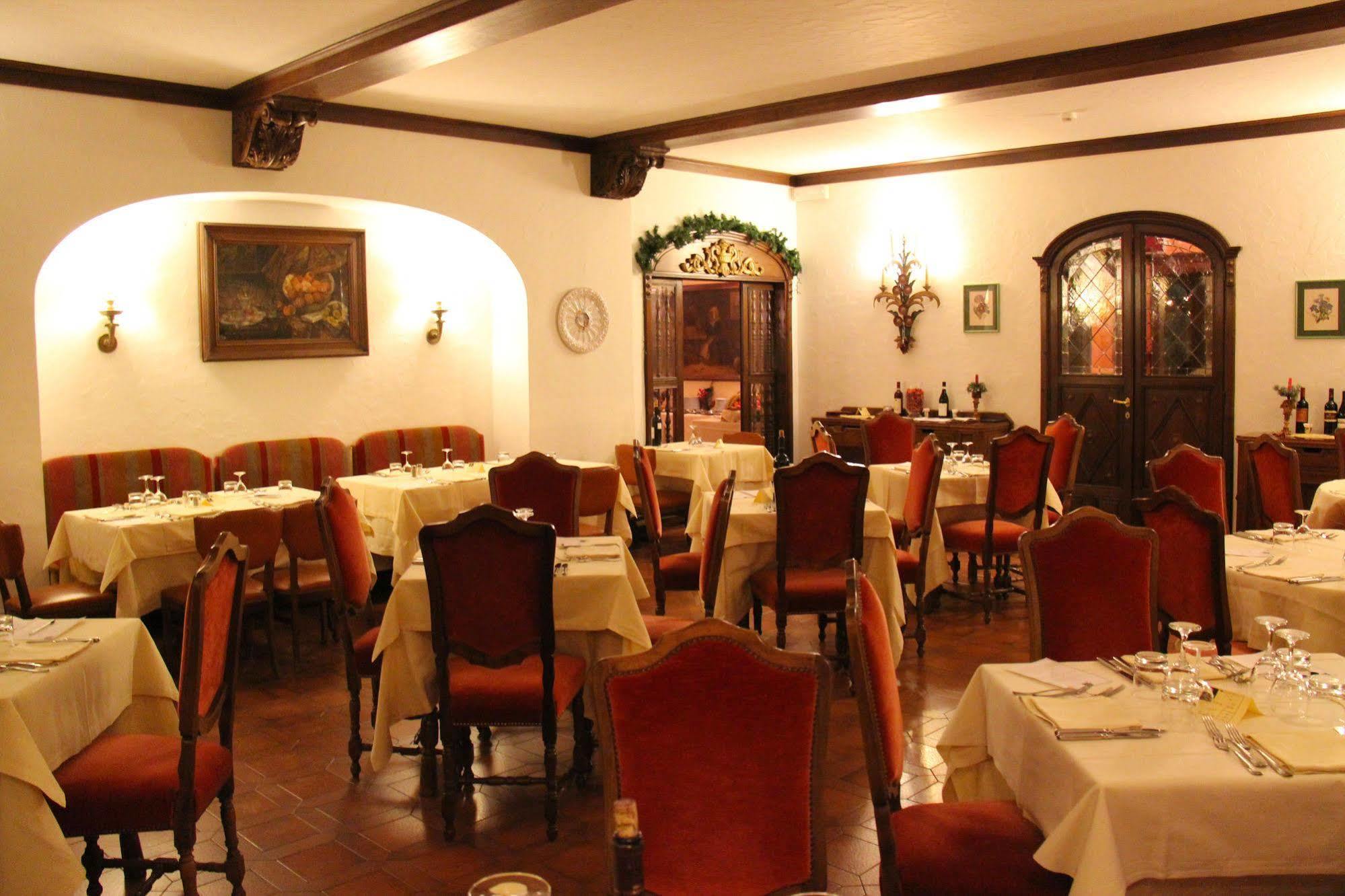 Hotel Capannina Cortina d'Ampezzo Buitenkant foto