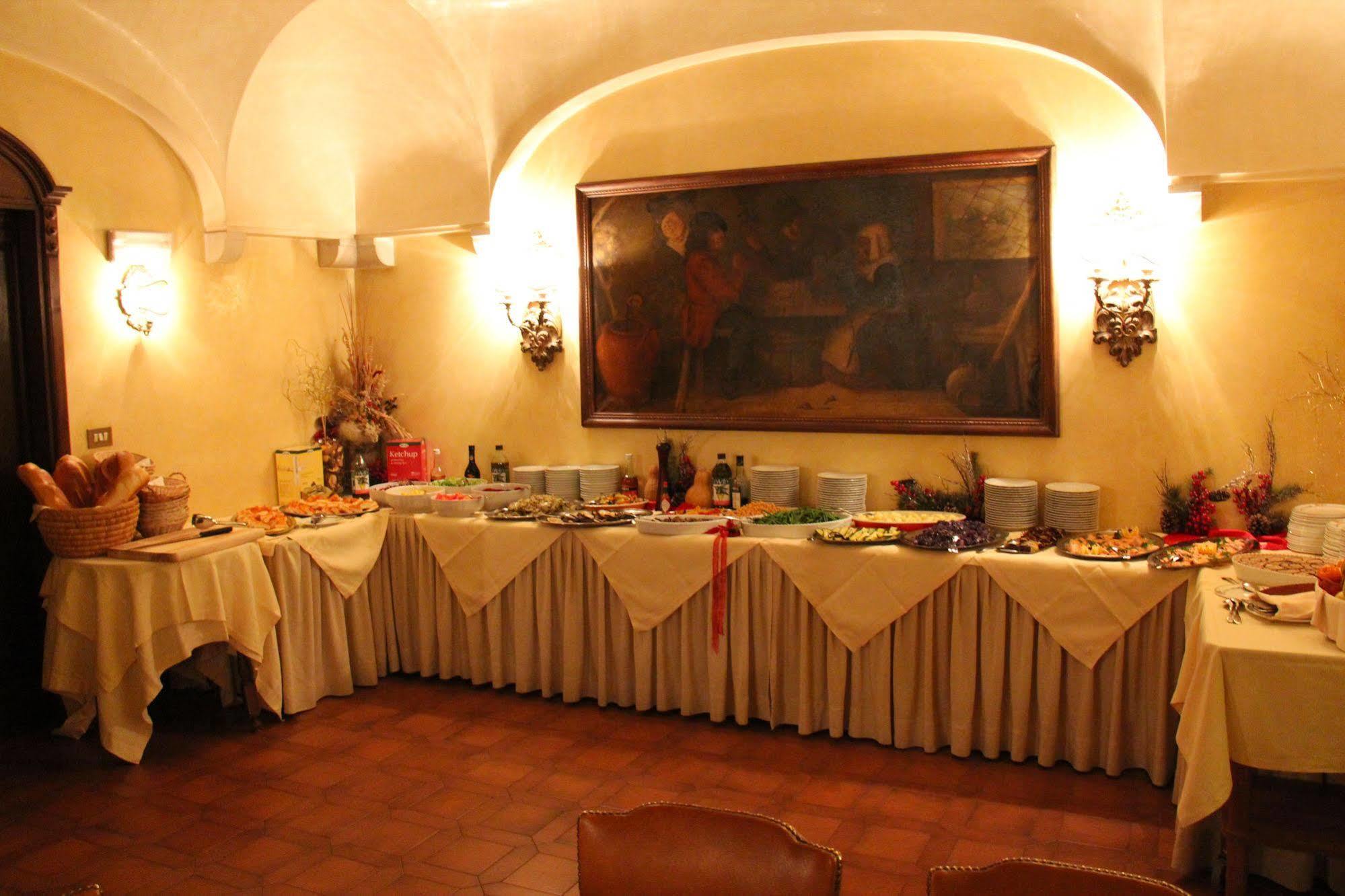 Hotel Capannina Cortina d'Ampezzo Buitenkant foto