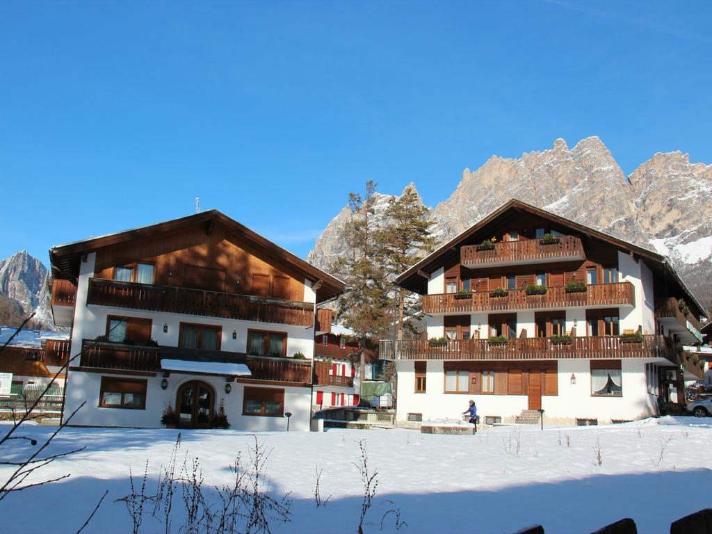 Hotel Capannina Cortina d'Ampezzo Buitenkant foto