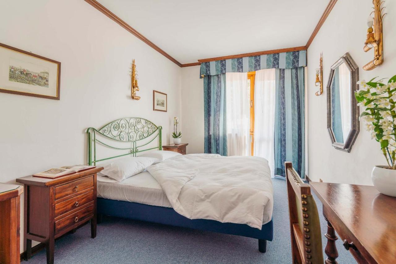 Hotel Capannina Cortina d'Ampezzo Buitenkant foto
