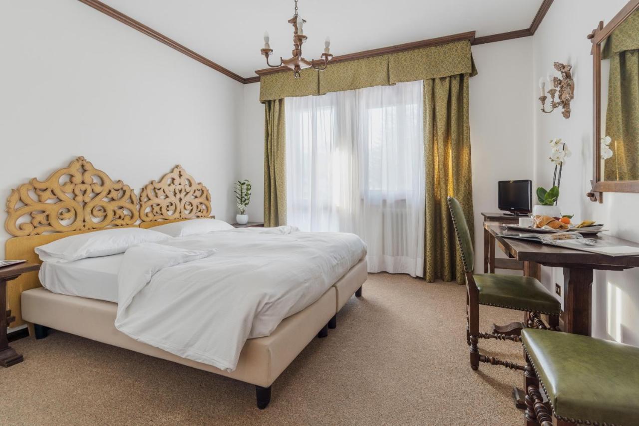 Hotel Capannina Cortina d'Ampezzo Buitenkant foto
