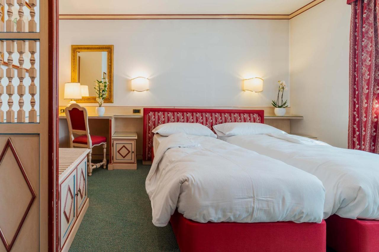 Hotel Capannina Cortina d'Ampezzo Buitenkant foto