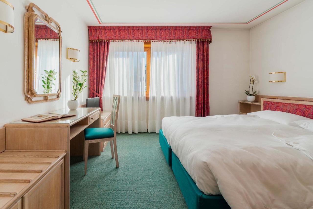 Hotel Capannina Cortina d'Ampezzo Buitenkant foto